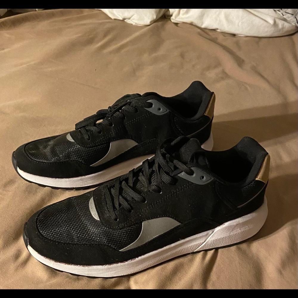 H&M men’s shoes Size.10